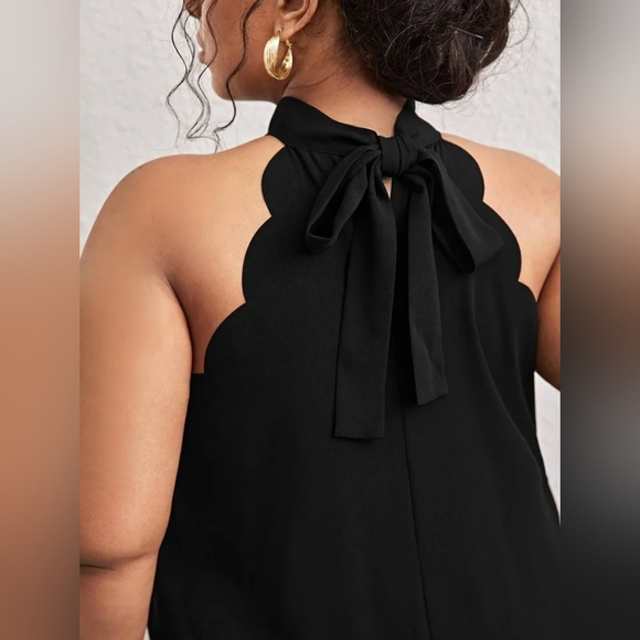SHEIN Frenchy | Scalloped Halter Neck Tie-Back Dress - 0X - Picture 2 of 6